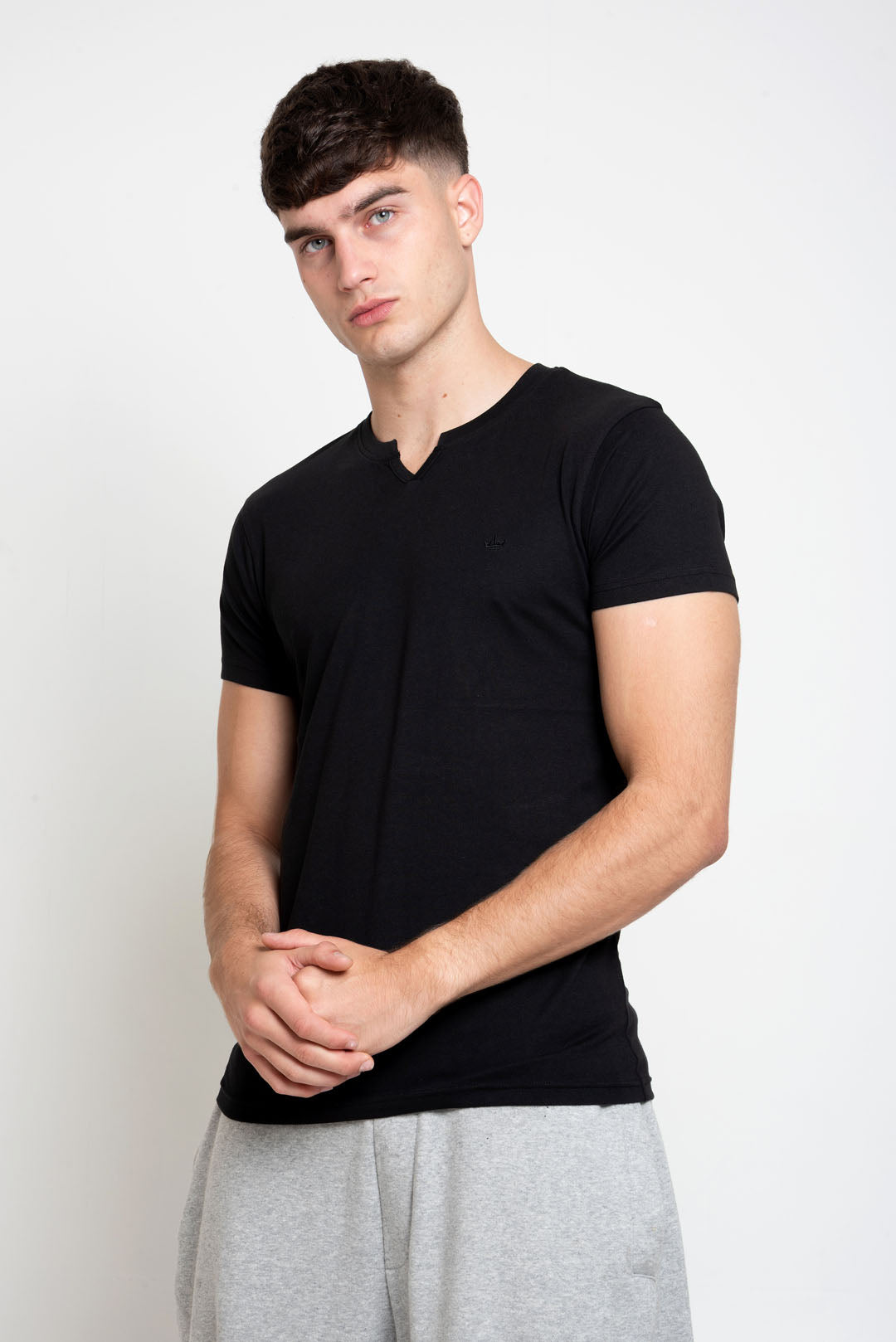 MENS MENS NOTCH NECK TSHIRT