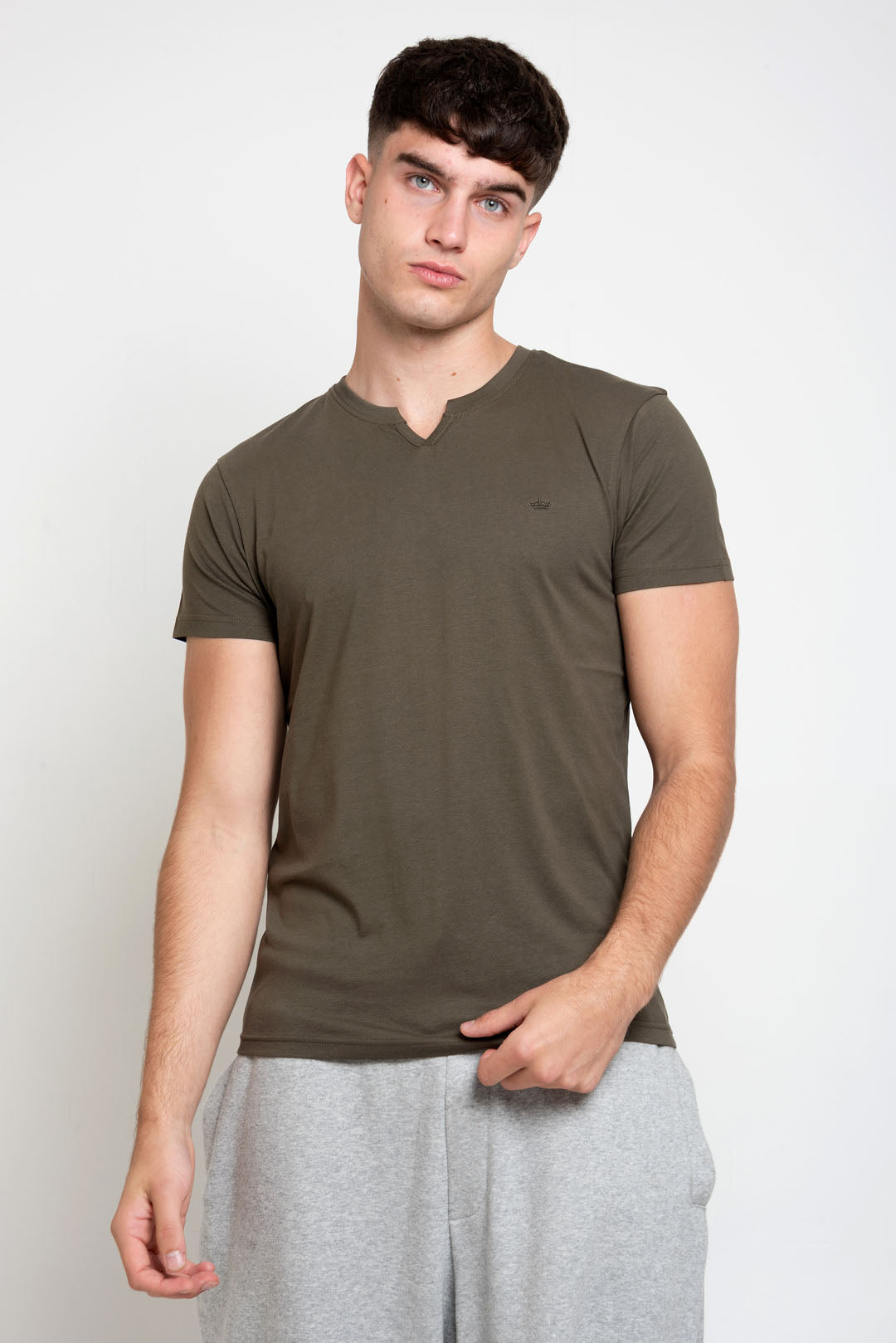 MENS MENS NOTCH NECK TSHIRT