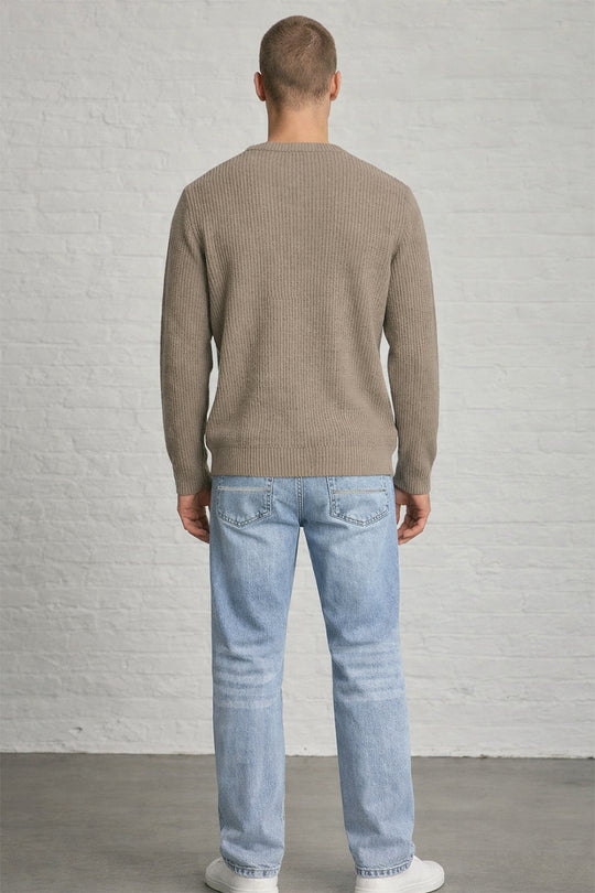 MENS IN RELAXED DENIM