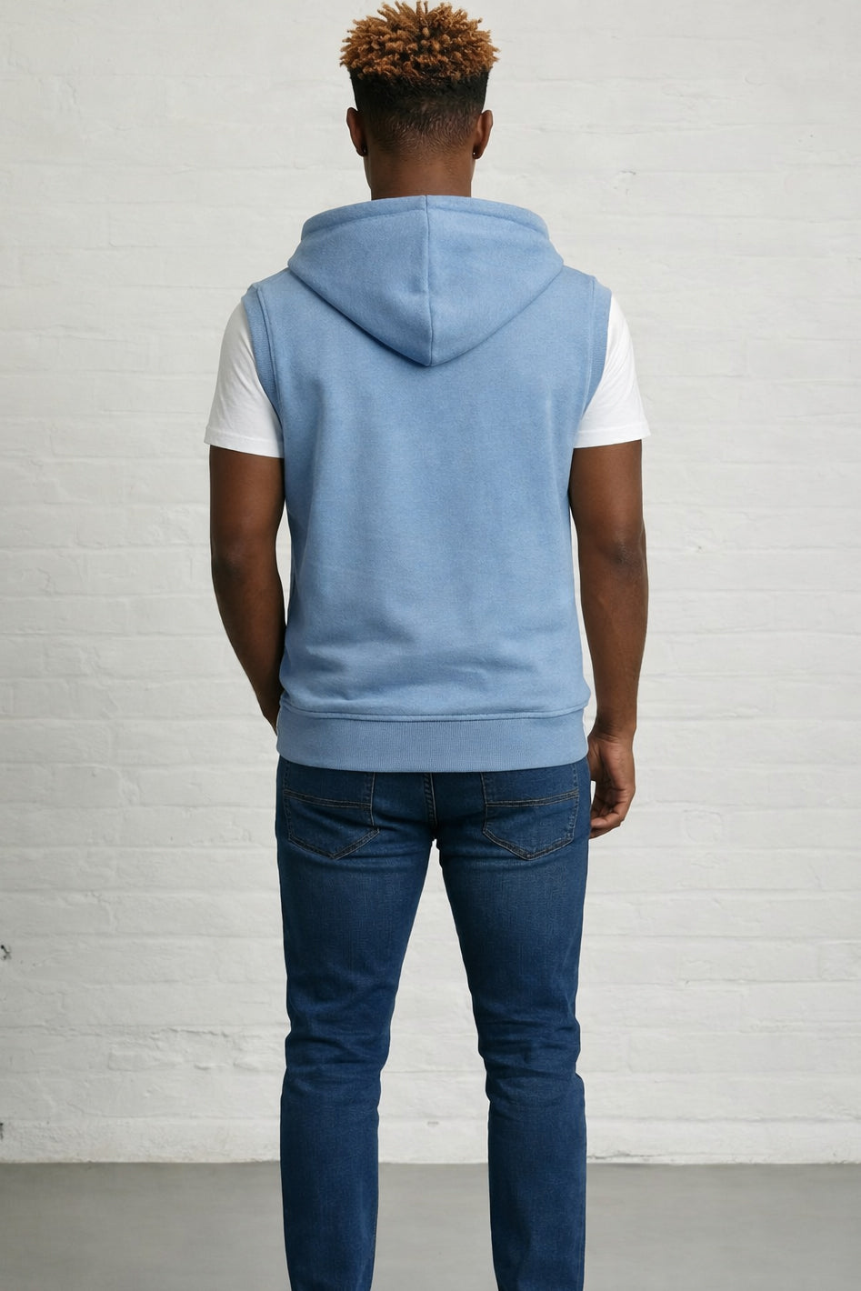 Sleeveless Zipped Hoody