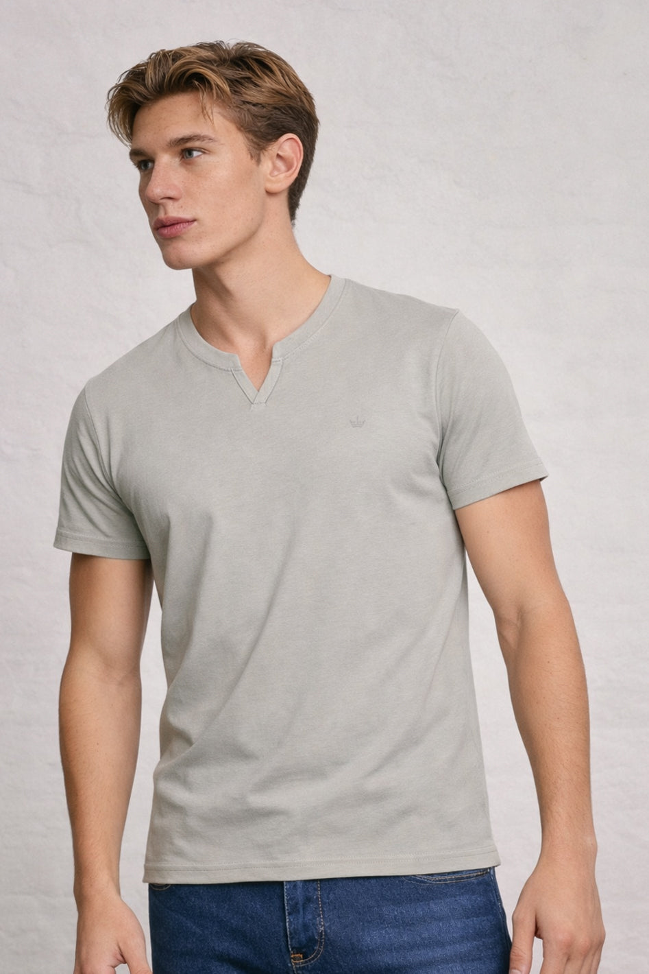 MENS MENS NOTCH NECK TSHIRT