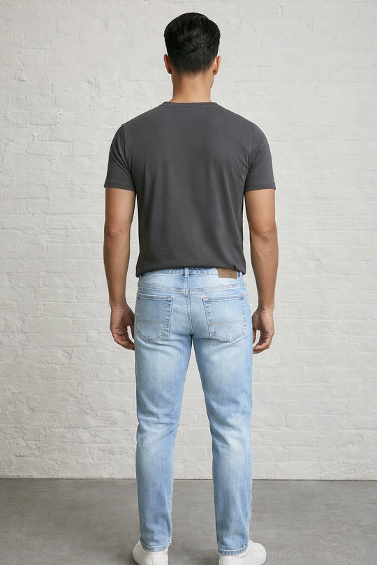 MENS IN STRAIGHT DENIM
