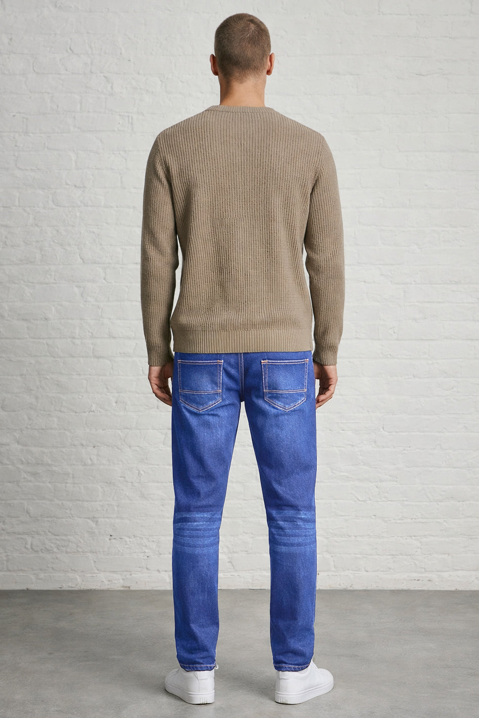 MENS IN STRAIGHT DENIM