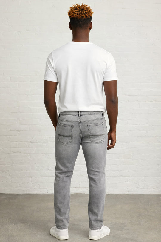 MENS IN STRAIGHT DENIM