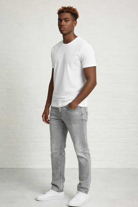MENS IN STRAIGHT DENIM